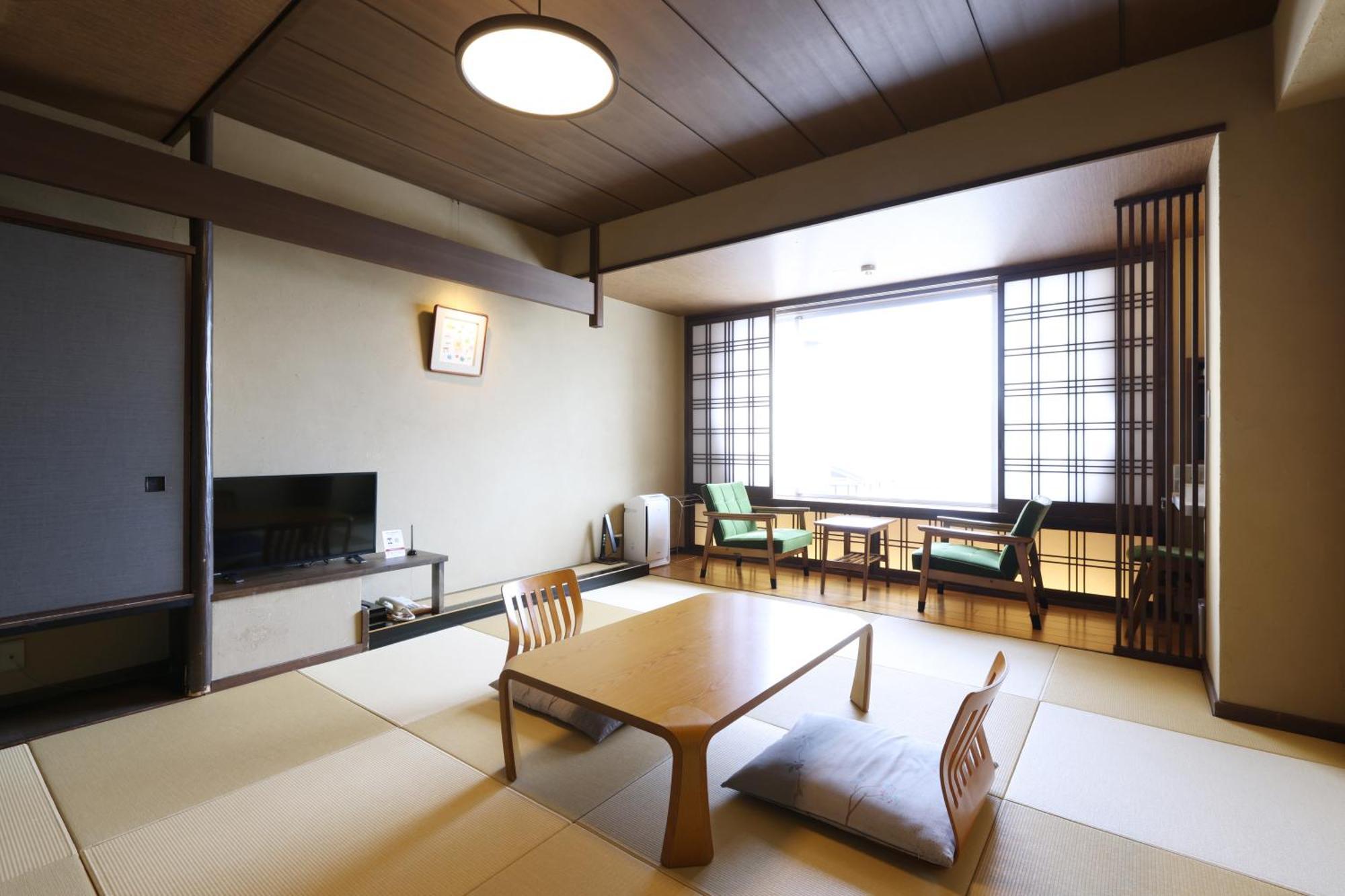 Miyahama Grand Hotel Hatsukaichi Exterior foto