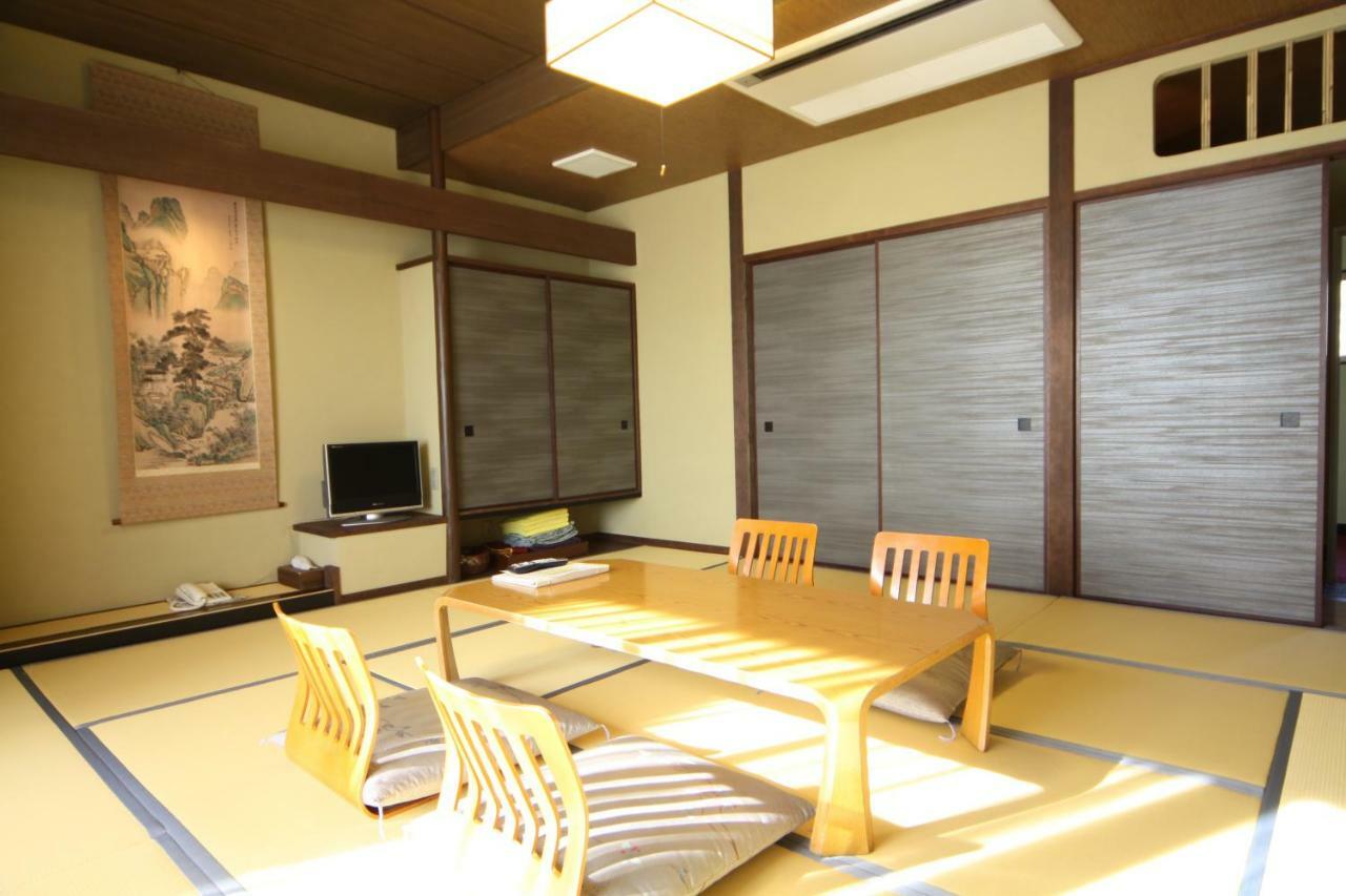 Miyahama Grand Hotel Hatsukaichi Exterior foto
